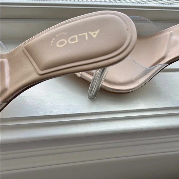 Aldo Transparent and Gold Heels - Picture 2 of 8